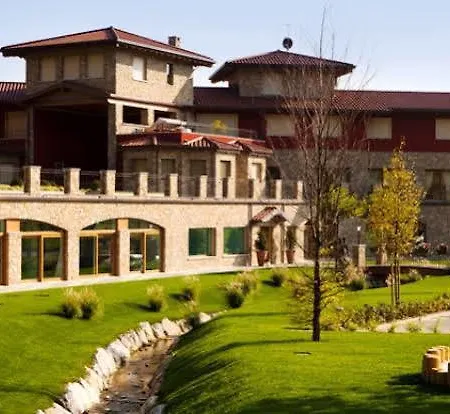 Tata-O Spa & Resort Hotel