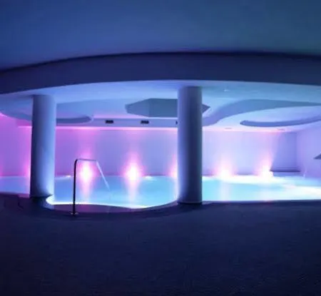 Tata-O Spa & Resort 4*